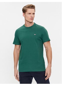 Tommy Jeans T-Shirt Classic DM0DM09598 Zielony Regular Fit ze sklepu MODIVO w kategorii T-shirty męskie - zdjęcie 168560025