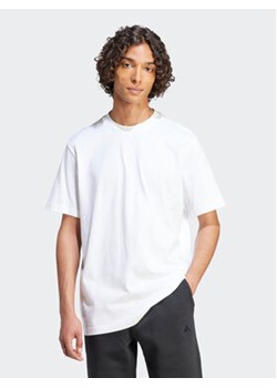 adidas T-Shirt IR8364 Biały Loose Fit ze sklepu MODIVO w kategorii T-shirty męskie - zdjęcie 168561228