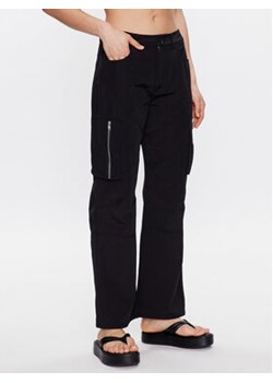 Herskind Spodnie materiałowe Tilly 4746798 Czarny Oversize ze sklepu MODIVO w kategorii Spodnie damskie - zdjęcie 168563747