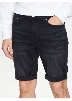 Calvin Klein Jeans Szorty jeansowe J30J322789 Czarny Slim Fit ze sklepu MODIVO w kategorii Spodenki męskie - zdjęcie 168569549