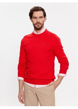 Tommy Hilfiger Sweter MW0MW28046 Czerwony Regular Fit ze sklepu MODIVO w kategorii Swetry męskie - zdjęcie 168571017