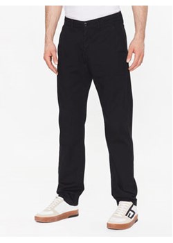 Guess Spodnie materiałowe Drake M3GB13 WFBW3 Czarny Regular Fit ze sklepu MODIVO w kategorii Spodnie męskie - zdjęcie 168573078