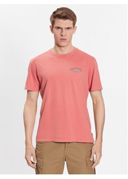 Billabong T-Shirt Arch Wave ABYZT01707 Koralowy Regular Fit ze sklepu MODIVO w kategorii T-shirty męskie - zdjęcie 168574908