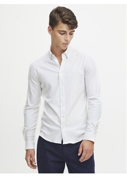 Casual Friday Koszula 20504841 Biały Slim Fit ze sklepu MODIVO w kategorii Koszule męskie - zdjęcie 168585565