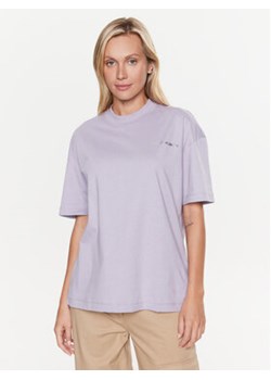 Calvin Klein Jeans T-Shirt J20J221367 Fioletowy Regular Fit ze sklepu MODIVO w kategorii Bluzki damskie - zdjęcie 168589469