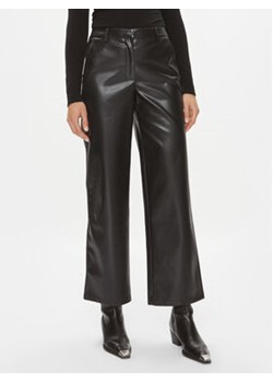 JDY Spodnie z imitacji skóry 15303223 Czarny Regular Fit ze sklepu MODIVO w kategorii Spodnie damskie - zdjęcie 168592598
