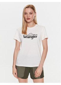 Wrangler T-Shirt Logo Tee WC5FGEM22 112326341 Écru Regular Fit ze sklepu MODIVO w kategorii Bluzki damskie - zdjęcie 168594918