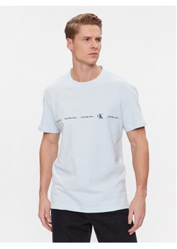 Calvin Klein Jeans T-Shirt Logo Repeat J30J324668 Niebieski Regular Fit ze sklepu MODIVO w kategorii T-shirty męskie - zdjęcie 168597467