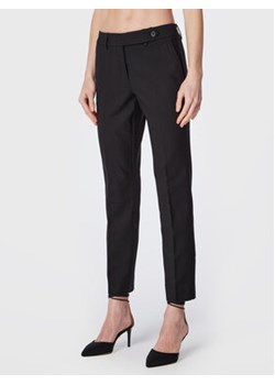 Marella Spodnie materiałowe Porto 31360426 Czarny Regular Fit ze sklepu MODIVO w kategorii Spodnie damskie - zdjęcie 168599238