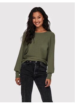ONLY Sweter Adaline 15226298 Zielony Regular Fit ze sklepu MODIVO w kategorii Swetry damskie - zdjęcie 168601828