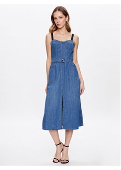 Pinko Sukienka jeansowa Attaccante PE 23 PDEN 100700 A0ML Niebieski Regular Fit ze sklepu MODIVO w kategorii Sukienki - zdjęcie 168604295