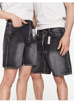 Grimey Szorty jeansowe GSJ157 Czarny Regular Fit ze sklepu MODIVO w kategorii Szorty - zdjęcie 168604577