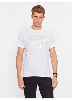 Guess T-Shirt M3BI81 K9RM1 Biały Slim Fit ze sklepu MODIVO w kategorii T-shirty męskie - zdjęcie 168606488