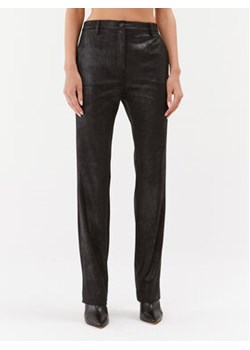 Guess Spodnie materiałowe W3BB53 WFR42 Czarny Regular Fit ze sklepu MODIVO w kategorii Spodnie damskie - zdjęcie 168607688
