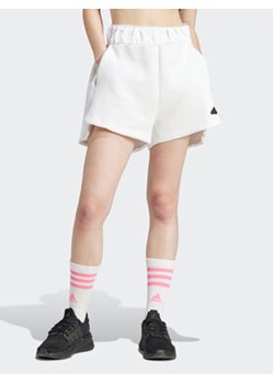 adidas Szorty sportowe Z.N.E. IN5149 Biały Loose Fit ze sklepu MODIVO w kategorii Szorty - zdjęcie 168607865