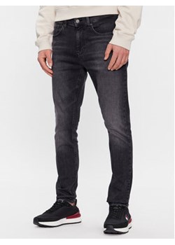 Tommy Jeans Jeansy Scanton DM0DM18152 Czarny Slim Fit ze sklepu MODIVO w kategorii Jeansy męskie - zdjęcie 168608377