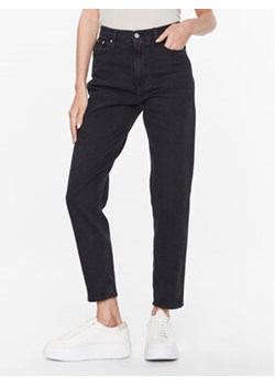 Calvin Klein Jeans Jeansy J20J220602 Czarny Regular Fit ze sklepu MODIVO w kategorii Jeansy damskie - zdjęcie 168609859