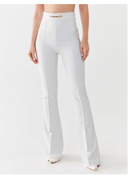 Elisabetta Franchi Spodnie materiałowe PA-009-36E2-V250 Biały Regular Fit ze sklepu MODIVO w kategorii Spodnie damskie - zdjęcie 168610165