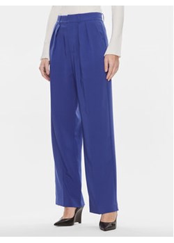 Custommade Spodnie materiałowe Penny 999425550 Niebieski Regular Fit ze sklepu MODIVO w kategorii Spodnie damskie - zdjęcie 168612825