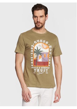 Guess T-Shirt Palm Window M3GI10 K6XN4 Zielony Slim Fit ze sklepu MODIVO w kategorii T-shirty męskie - zdjęcie 168613446