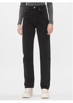 Calvin Klein Jeans Jeansy J20J221243 Czarny Straight Fit ze sklepu MODIVO w kategorii Jeansy damskie - zdjęcie 168613789