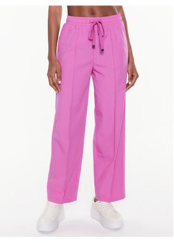 United Colors Of Benetton Spodnie materiałowe 40K6DF035 Różowy Relaxed Fit ze sklepu MODIVO w kategorii Spodnie damskie - zdjęcie 168614325