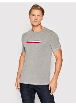 Tommy Hilfiger T-Shirt UM0UM02348 Szary Regular Fit ze sklepu MODIVO w kategorii T-shirty męskie - zdjęcie 168614745