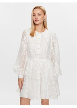 Custommade Sukienka codzienna Juma 999357472 Biały Regular Fit ze sklepu MODIVO w kategorii Sukienki - zdjęcie 168616798