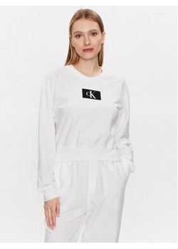 Calvin Klein Underwear Bluza 000QS6942E Biały Regular Fit ze sklepu MODIVO w kategorii Bluzy damskie - zdjęcie 168618427