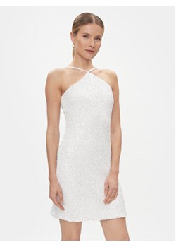 YAS Sukienka koktajlowa Ariella 26032153 Biały Regular Fit ze sklepu MODIVO w kategorii Sukienki - zdjęcie 168621208
