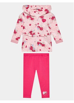 Guess Komplet bluza i legginsy A3BG10 KA6W0 Różowy Regular Fit ze sklepu MODIVO w kategorii Komplety niemowlęce - zdjęcie 168621676