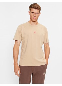 New Balance T-Shirt Athletics Remastered Graphic Cotton Jersey Short Sleeve T-shirt MT31504 Brązowy Regular Fit ze sklepu MODIVO w kategorii T-shirty męskie - zdjęcie 168621846