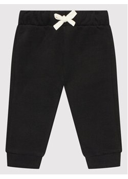 United Colors Of Benetton Spodnie dresowe 3EB5I0503 Czarny Regular Fit ze sklepu MODIVO w kategorii Spodnie i półśpiochy - zdjęcie 168622356