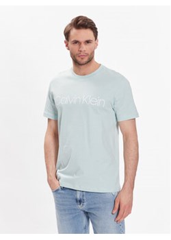 Calvin Klein T-Shirt Front Logo K10K103078 Zielony Regular Fit ze sklepu MODIVO w kategorii T-shirty męskie - zdjęcie 168623398