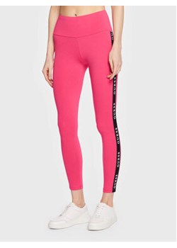 Guess Legginsy Aline V2YB14 KABR0 Różowy Slim Fit ze sklepu MODIVO w kategorii Spodnie damskie - zdjęcie 168625765