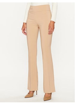 Rinascimento Spodnie materiałowe CFC0114971003 Beżowy Regular Fit ze sklepu MODIVO w kategorii Spodnie damskie - zdjęcie 168627138