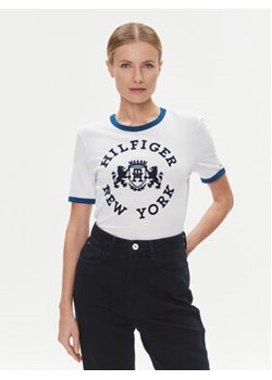 Tommy Hilfiger T-Shirt Varsity WW0WW39834 Biały Regular Fit ze sklepu MODIVO w kategorii Bluzki damskie - zdjęcie 168627178