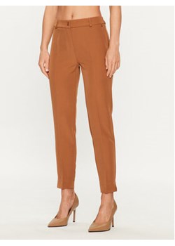 Maryley Spodnie materiałowe 23IB52Z/41AL Brązowy Regular Fit ze sklepu MODIVO w kategorii Spodnie damskie - zdjęcie 168628359