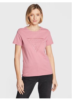 Guess T-Shirt W3RI19 I3Z14 Różowy Regular Fit ze sklepu MODIVO w kategorii Bluzki damskie - zdjęcie 168630788