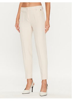 Maryley Spodnie materiałowe 23IB52Z/41LA Beżowy Regular Fit ze sklepu MODIVO w kategorii Spodnie damskie - zdjęcie 168632946