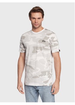 Alpha Industries T-Shirt Backprint T Camo 128507C Biały Regular Fit ze sklepu MODIVO w kategorii T-shirty męskie - zdjęcie 168634139