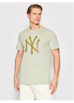 New Era T-Shirt New York Yankees MLB Logo 12033497 Beżowy Regular Fit ze sklepu MODIVO w kategorii T-shirty męskie - zdjęcie 168634915