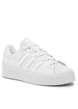 adidas Buty Superstar Bonega Shoes IE4756 Biały ze sklepu MODIVO w kategorii Trampki damskie - zdjęcie 168639356