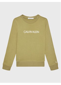 Calvin Klein Jeans Bluza Institutional Logo IU0IU00162 Zielony Regular Fit ze sklepu MODIVO w kategorii Bluzy chłopięce - zdjęcie 168639578