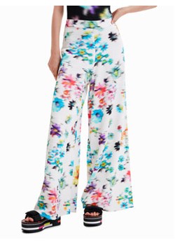 Desigual Spodnie materiałowe 23SWPW11 Kolorowy Regular Fit ze sklepu MODIVO w kategorii Spodnie damskie - zdjęcie 168640515