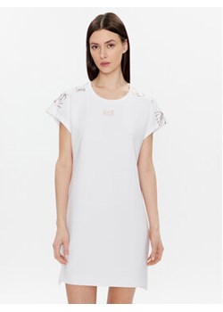 EA7 Emporio Armani Sukienka codzienna 3RTA54 TJLQZ 1100 Biały Regular Fit ze sklepu MODIVO w kategorii Sukienki - zdjęcie 168642617