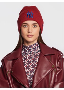 New Era Czapka New York Yankees League Essential 60284956 Czerwony ze sklepu MODIVO w kategorii Czapki zimowe damskie - zdjęcie 168645008