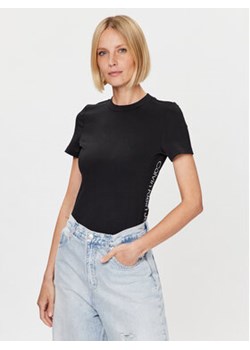 Calvin Klein Jeans T-Shirt J20J221414 Czarny Slim Fit ze sklepu MODIVO w kategorii Bluzki damskie - zdjęcie 168646235