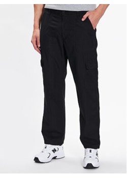 Brave Soul Spodnie materiałowe MTR-PITMAN Czarny Regular Fit ze sklepu MODIVO w kategorii Spodnie męskie - zdjęcie 168646427