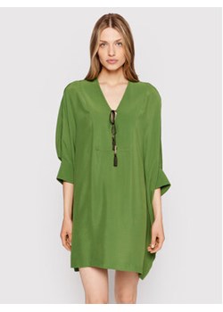 Sisley Sukienka codzienna 4B5FLV015 Zielony Relaxed Fit ze sklepu MODIVO w kategorii Sukienki - zdjęcie 168648846